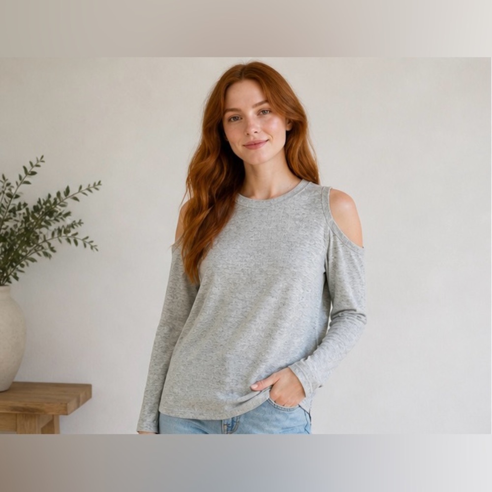 NWOT Calvin Klein Jeans Grey Cold-Shoulder Long Sleeve Top